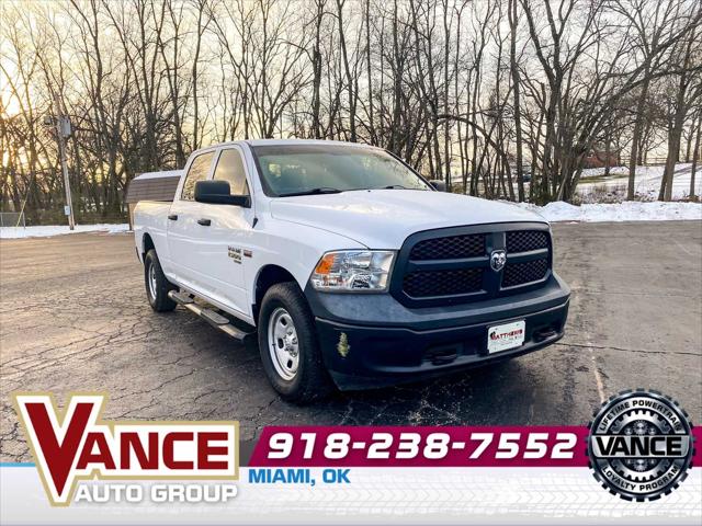 2019 RAM 1500 Classic Tradesman Crew Cab 4x4 64 Box