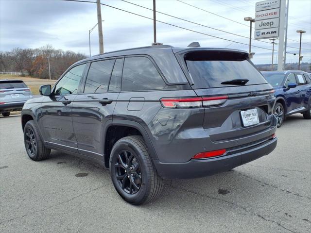 2025 Jeep Grand Cherokee Altitude 4x2
