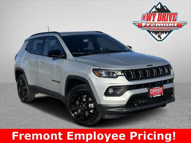 2025 Jeep Compass COMPASS LATITUDE 4X4