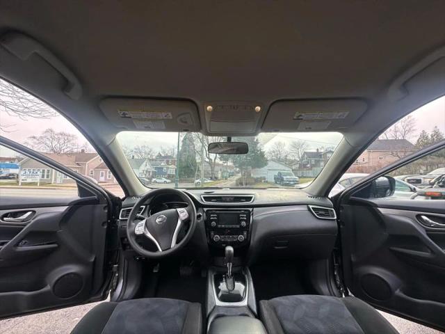 2015 Nissan Rogue SV
