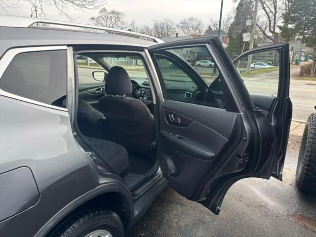 2015 Nissan Rogue SV