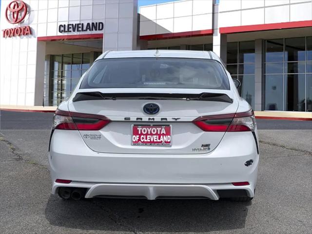 2024 Toyota Camry SE