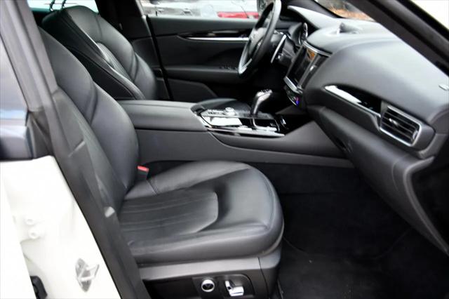 2023 Maserati Levante Modena