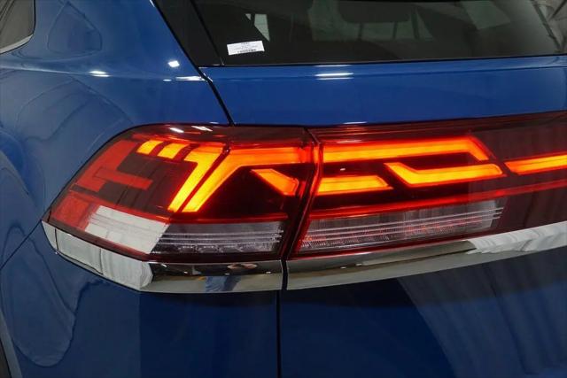 2025 Volkswagen Atlas Cross Sport 2.0T SE w/Technology