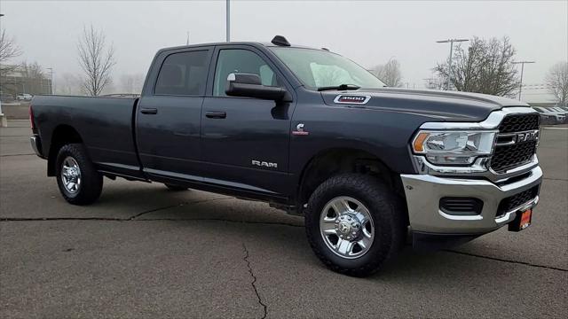 2020 RAM 3500 Tradesman Crew Cab 4x4 8 Box