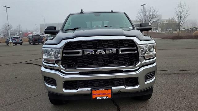 2020 RAM 3500 Tradesman Crew Cab 4x4 8 Box