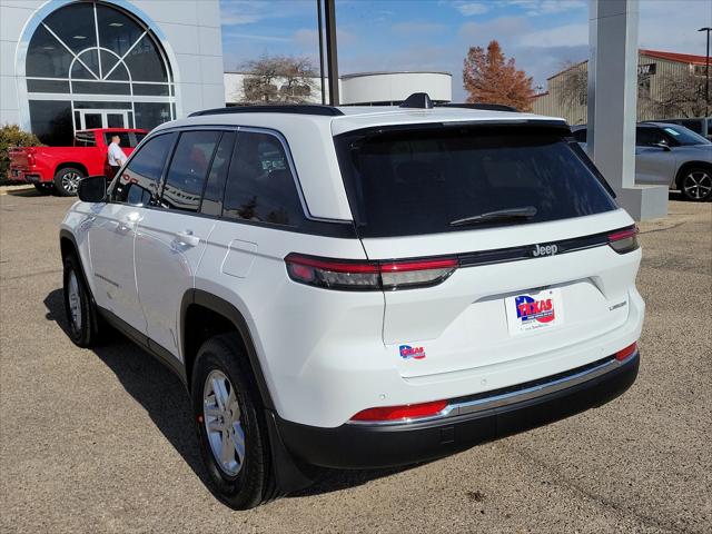2025 Jeep Grand Cherokee GRAND CHEROKEE LAREDO 4X2
