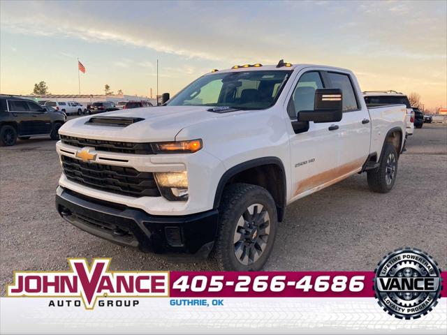 2024 Chevrolet Silverado 2500HD 4WD Crew Cab Standard Bed Custom