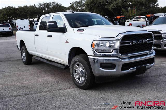 2023 RAM 2500 Tradesman Crew Cab 4x4 8 Box