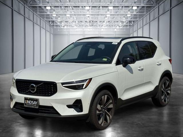2025 Volvo XC40 B5 Plus Dark Theme for sale in Alexandria, VA