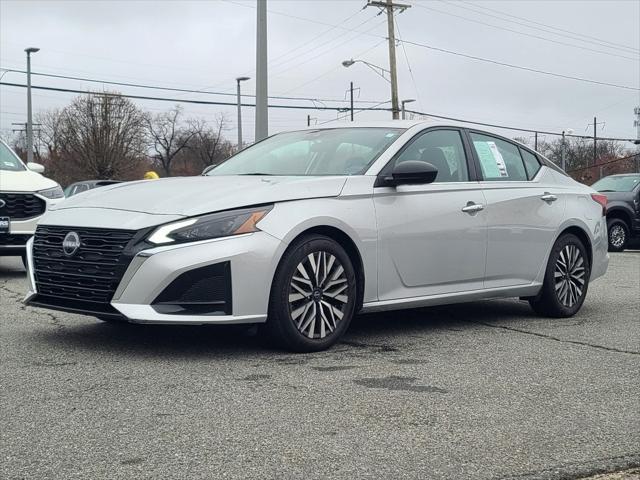 2024 Nissan Altima SV FWD