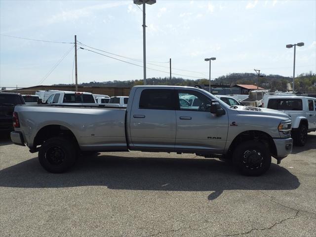 2024 RAM Ram 3500 RAM 3500 LARAMIE CREW CAB 4X4 8 BOX
