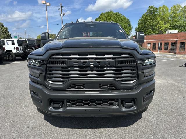 2025 RAM Ram 3500 RAM 3500 TRADESMAN CREW CAB 4X4 8 BOX