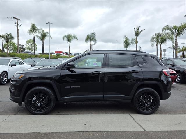 2025 Jeep Compass COMPASS LATITUDE 4X4