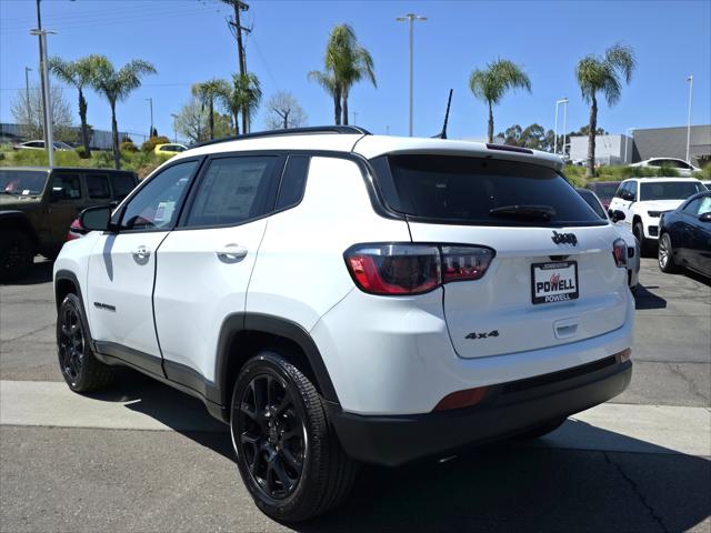 2025 Jeep Compass COMPASS LATITUDE 4X4