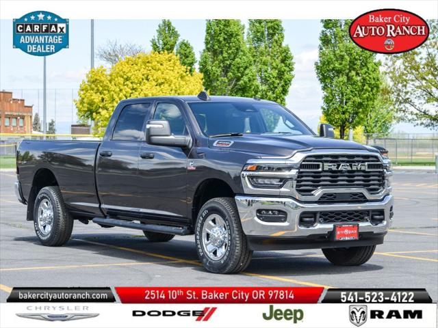 2025 RAM Ram 3500 RAM 3500 TRADESMAN CREW CAB 4X4 8 BOX