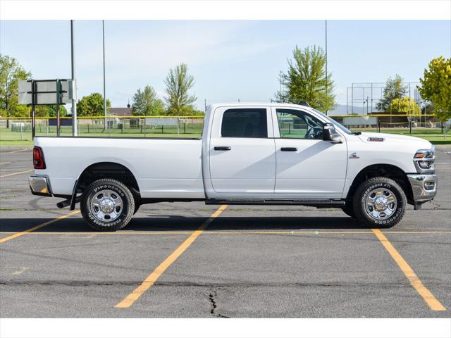 2025 RAM Ram 3500 RAM 3500 TRADESMAN CREW CAB 4X4 8 BOX
