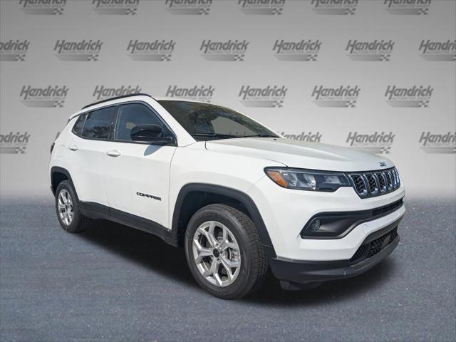 2025 Jeep Compass COMPASS LATITUDE 4X4