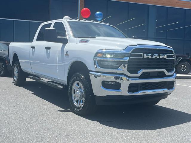 2025 RAM Ram 2500 RAM 2500 TRADESMAN CREW CAB 4X4 8 BOX