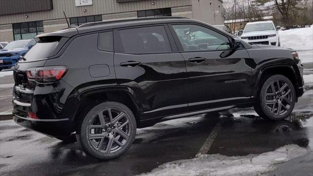 2025 Jeep Compass COMPASS LIMITED 4X4