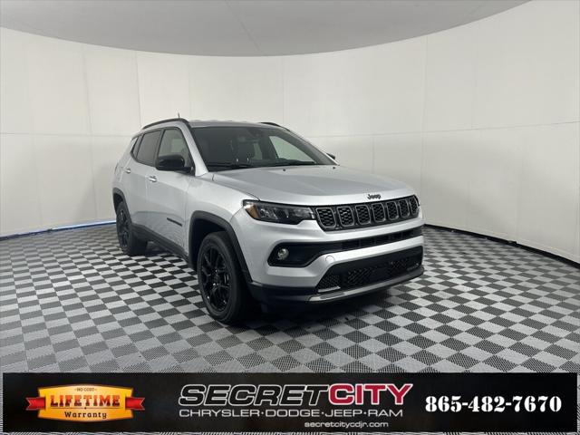 2025 Jeep Compass COMPASS LATITUDE 4X4