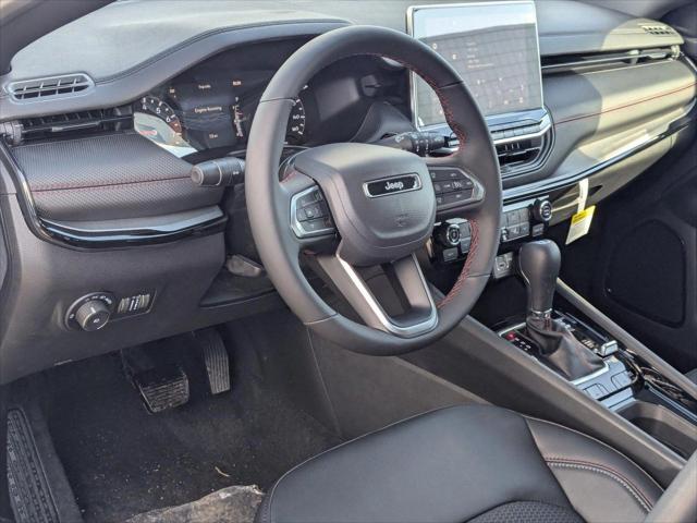 2025 Jeep Compass COMPASS TRAILHAWK 4X4