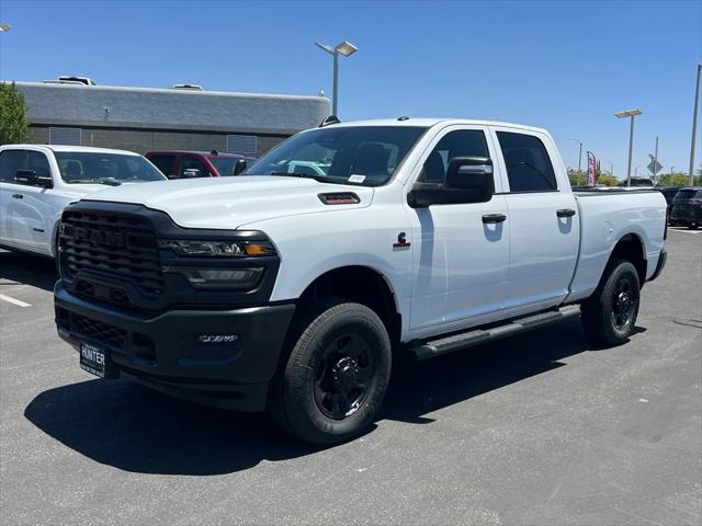 2025 RAM Ram 3500 RAM 3500 TRADESMAN CREW CAB 4X4 64 BOX