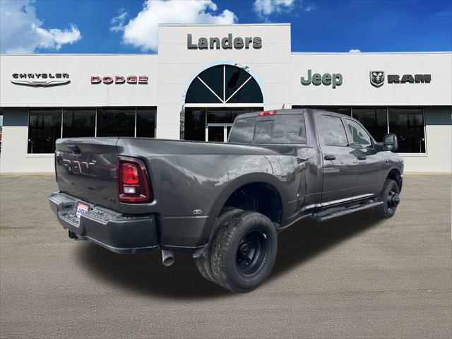 2025 RAM Ram 3500 RAM 3500 TRADESMAN CREW CAB 4X4 8 BOX