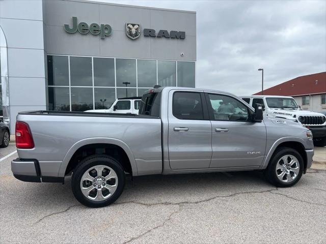 2025 RAM Ram 1500 RAM 1500 LONE STAR QUAD CAB 4X4 64 BOX