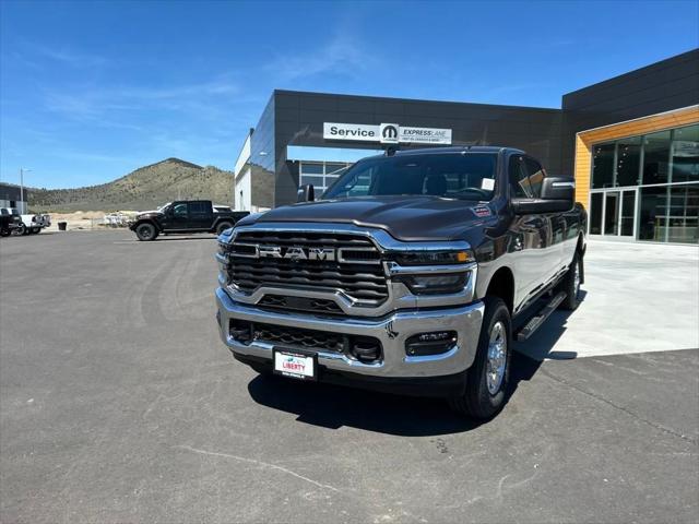 2025 RAM Ram 3500 RAM 3500 TRADESMAN CREW CAB 4X4 8 BOX