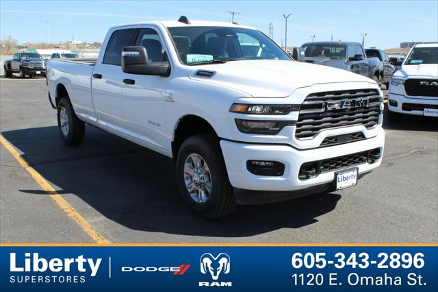 2025 RAM Ram 3500 RAM 3500 BIG HORN CREW CAB 4X4 8 BOX