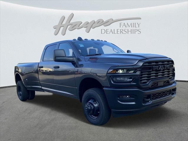 2025 RAM Ram 3500 RAM 3500 TRADESMAN CREW CAB 4X4 8 BOX