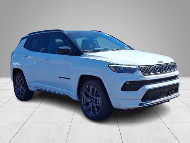 2025 Jeep Compass COMPASS LIMITED 4X4