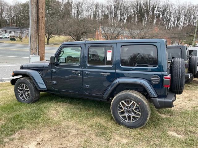 2025 Jeep Wrangler WRANGLER 4-DOOR SAHARA