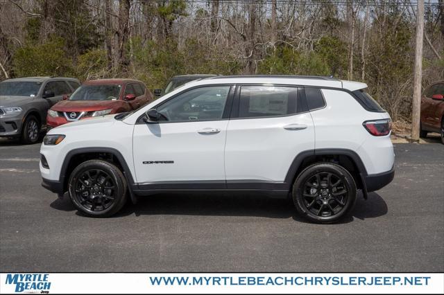 2025 Jeep Compass COMPASS LATITUDE 4X4