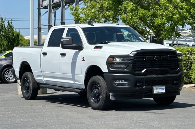 2025 RAM Ram 2500 RAM 2500 TRADESMAN CREW CAB 4X4 64 BOX