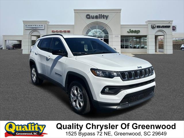 2025 Jeep Compass COMPASS LATITUDE 4X4