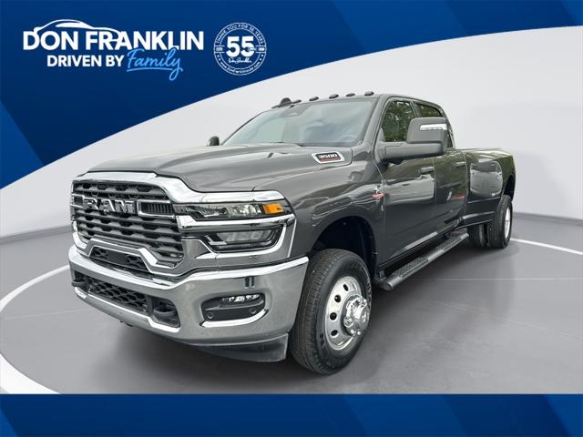 2025 RAM Ram 3500 RAM 3500 TRADESMAN CREW CAB 4X4 8 BOX