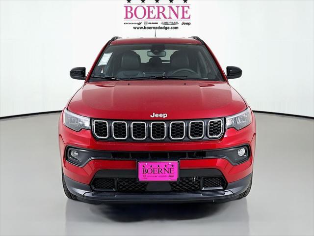 2025 Jeep Compass COMPASS LATITUDE 4X4