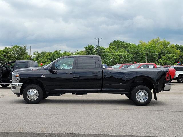 2025 RAM Ram 3500 RAM 3500 TRADESMAN CREW CAB 4X4 8 BOX