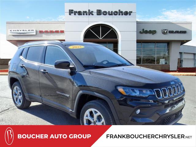 2025 Jeep Compass COMPASS LATITUDE 4X4