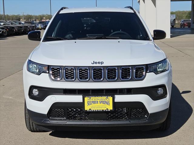 2025 Jeep Compass COMPASS LATITUDE 4X4