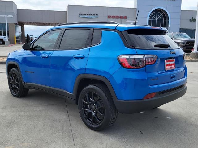 2025 Jeep Compass COMPASS LATITUDE 4X4