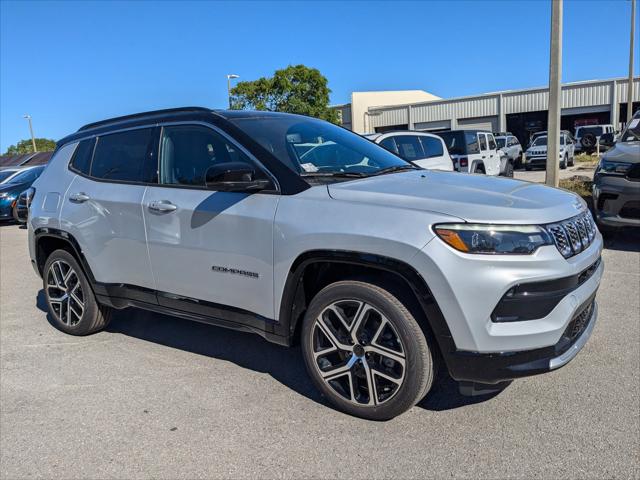 2025 Jeep Compass COMPASS LIMITED 4X4