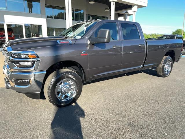 2025 RAM Ram 3500 RAM 3500 TRADESMAN CREW CAB 4X4 8 BOX 2025 RAM Ram 3500 RAM 3500 TRADESMAN CREW CAB 4X4 8 BOX