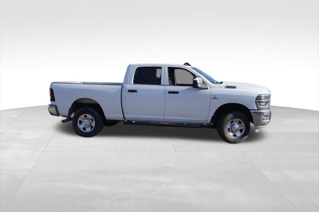 2025 RAM Ram 3500 RAM 3500 TRADESMAN CREW CAB 4X4 64 BOX