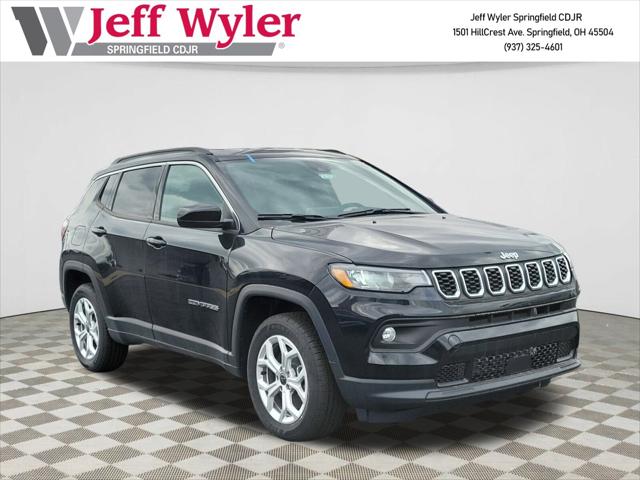 2025 Jeep Compass COMPASS LATITUDE 4X4