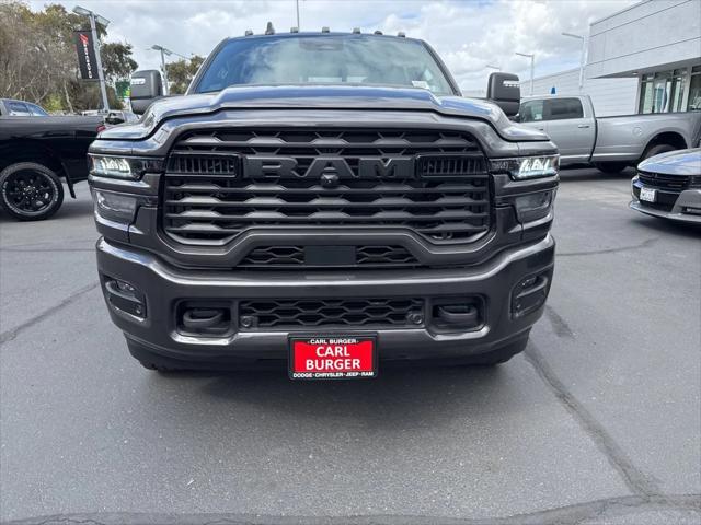 2025 RAM Ram 3500 RAM 3500 BIG HORN CREW CAB 4X4 8 BOX