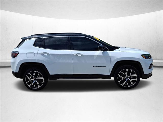 2025 Jeep Compass COMPASS LIMITED 4X4
