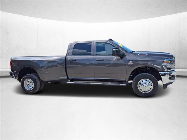 2025 RAM Ram 3500 RAM 3500 TRADESMAN CREW CAB 4X4 8 BOX